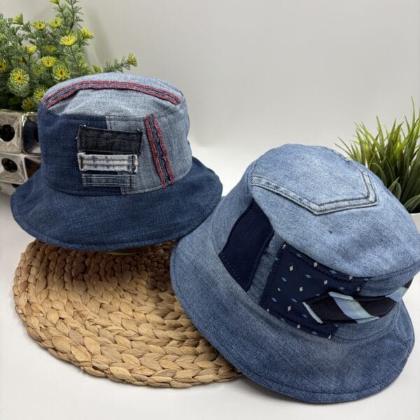 Chapeaux