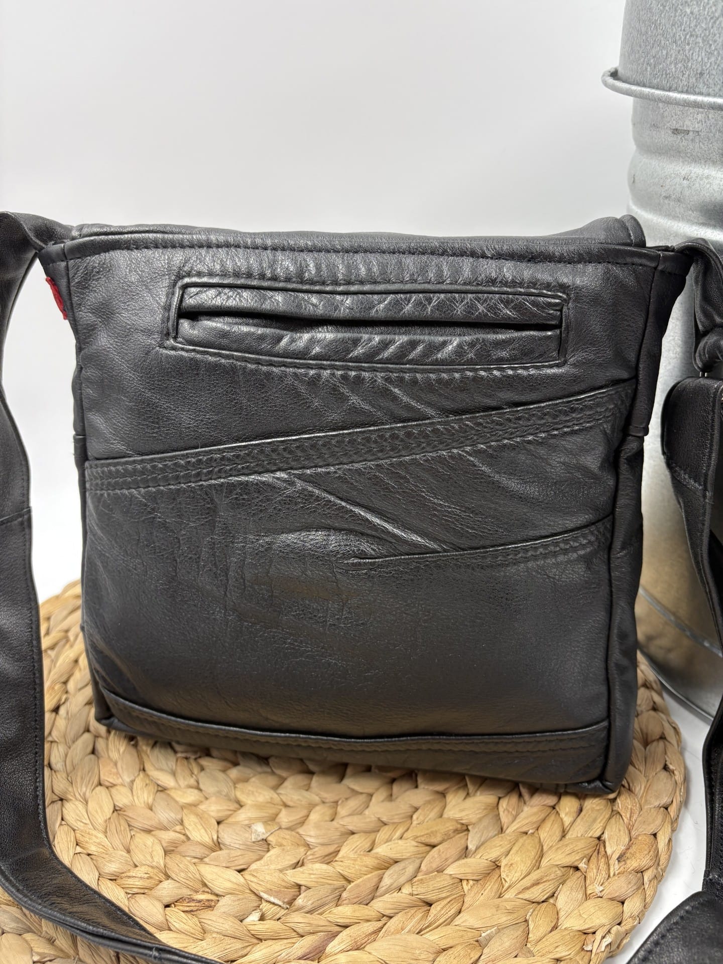 Sac bandoulière peau de vache rouge – Image 2