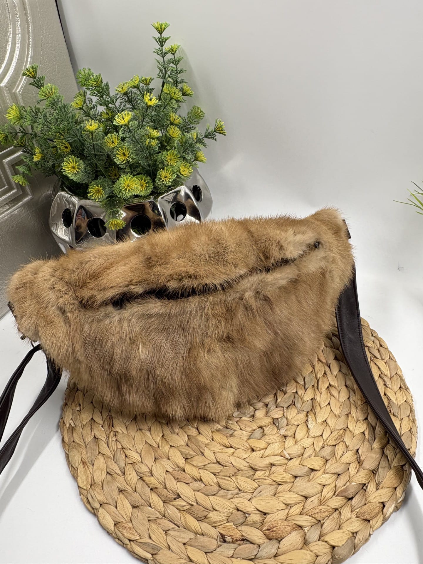 Sac banane de fourrure recyclée en vison caramel format moyen