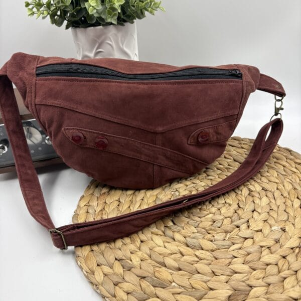 Sac banane en cuir rouge vin
