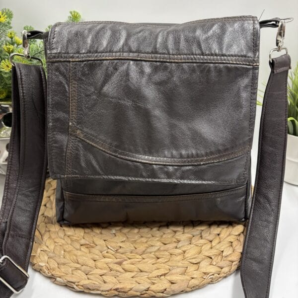 Sac à bandoulière unisexe brun chocolat à rabat